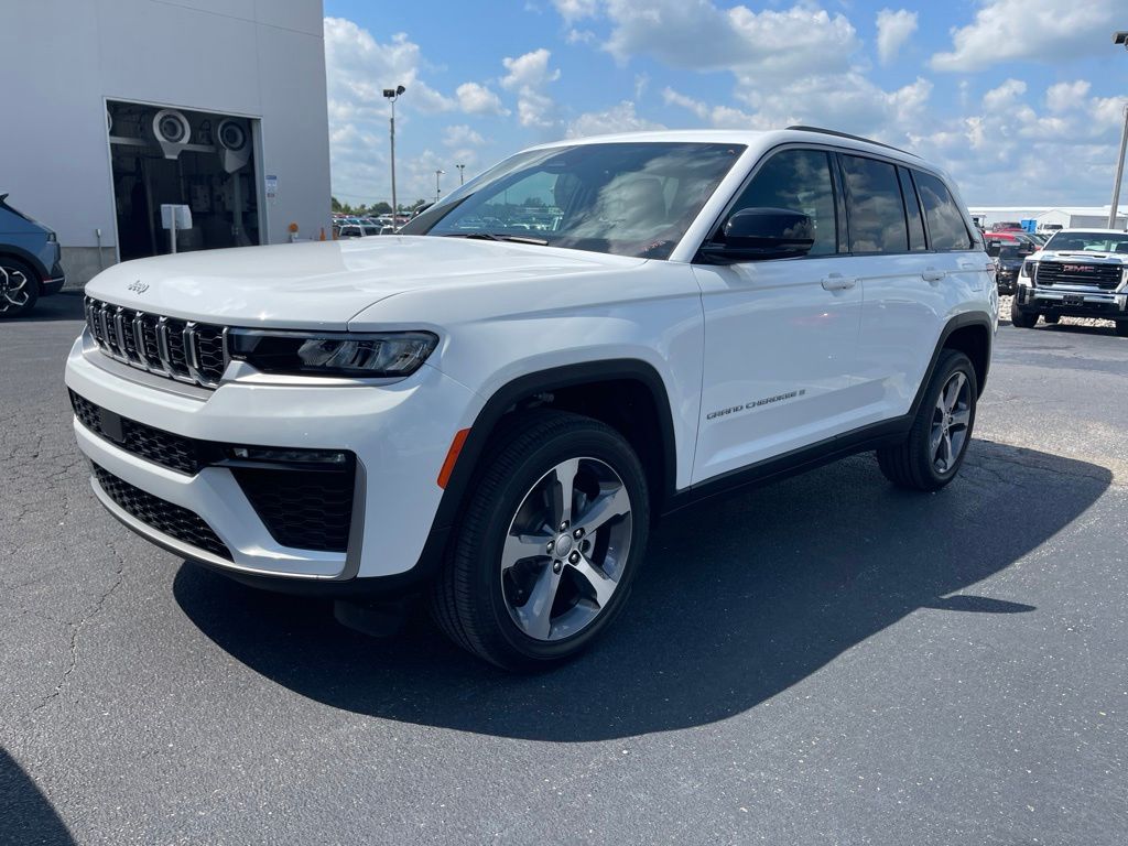 jeep grand cherokee 2026 1C4RJHBR2TC185864 image jeep grand cherokee 2026 1C4RJHBR2TC185864 image